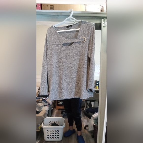 Dresses ranging xl-3x - Picture 3 of 12